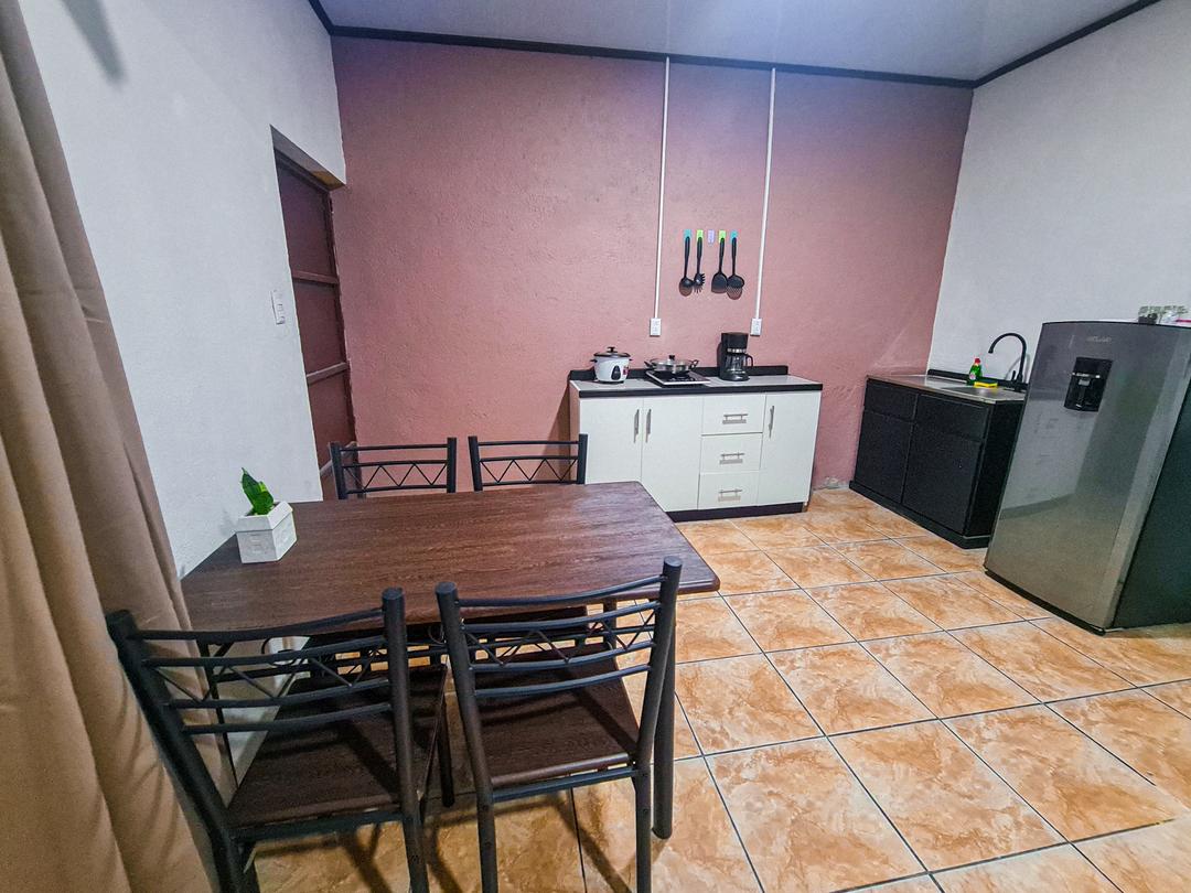 Modern and equipped kitchen in Guayabón Cabin 5